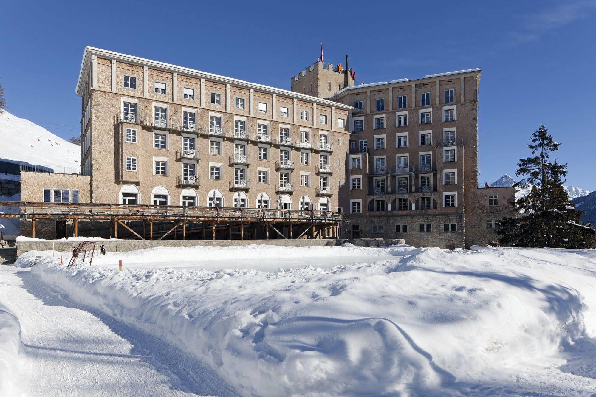 Hotel Castell Zuoz Exterior foto